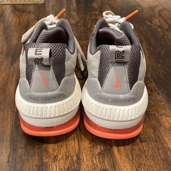 Nike Air Max Genome Mens Size 9.5 Light Bone Grey Bright Mango CW1648-004 EUC - Picture 4 of 13